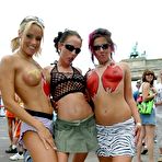 Second pic of Berlin Public Bangers - Shameless Celia Jones And Sophie Logan On Fuck Parade