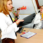 First pic of SecretaryPantyhose :: Alice&Mike horny office pantyhosers