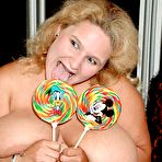 Fourth pic of :: Dicke Weiber ::