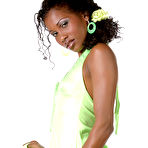 First pic of VirtuaGirlHD