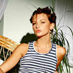 First pic of MET-Art Gallery : Skinny Russian Girl Showing Her Pussy : Inna Q "Latikan" By Voronin