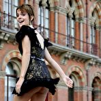 Second pic of :: Largest Nude Celebrities Archive. Emma Watson fully naked! ::