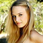 Third pic of Met Art Gallery :  JULIA I : "SUPERBA" by VORONIN