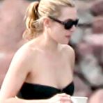 First pic of  Kate Winslet fully naked at TheFreeCelebrityMovieArchive.com! 