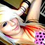 Fourth pic of Real amateur girlfriends having sexTwo hot amateur teens getting fucked hard