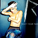 Second pic of -= Banned Celebs presents Rihanna gallery =-