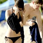 Fourth pic of Rachel Bilson sexy in black bikini on the beach
