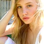 First pic of Real amateur girlfriends having sexMany pretty and hot amateur teens undressing and posing sexy