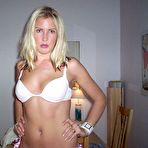 Fourth pic of Real amateur girlfriends having sexMany pretty and hot amateur teens undressing and posing sexy