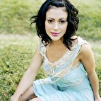 First pic of alyssa milano hq posing pictures @ 12pix