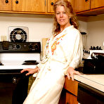 First pic of Mature Pictures Featuring 48 Year Old Lauren E From AllOver30