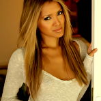 Fourth pic of Bonus Vixens from Alluring Vixens - The Hottest Babes On The Internet!