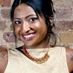 First pic of DesiPapa.com - Indian Babes Stripping Naked Loves To Show Off Naked Body!