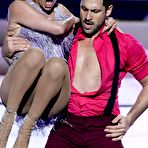 Fourth pic of Jennifer Lopez sexy performs at AMA 2013 stage