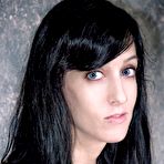 First pic of SexPreviews - Elise Graves is rope bound outdoors and covered with mud