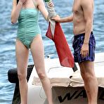 First pic of  Anne Hathaway fully naked at Largest Celebrities Archive! 