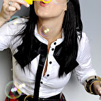Third pic of Katy Perry posing sexy and without bra