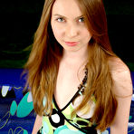 First pic of Teen Girl