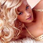 First pic of Elizabeth Banks sexy scan from various mags