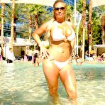 Third pic of :: Largest Nude Celebrities Archive. Coco fully naked! ::