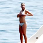 First pic of Scarlett Johansson fully naked at Largest Celebrities Archive!