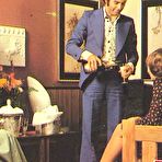 First pic of Rodox Sexy ladies spreading for dick