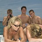 Fourth pic of Nude Beach Voyeur