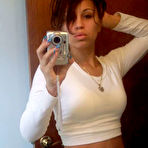 Third pic of Amateur hotties camwhoring