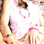 Second pic of Selina18-One hot sexy teen looking for fun!