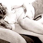 Fourth pic of Retro Porn Archive :: Vintage porn is a lot hotter!
