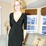 First pic of Naughtyathome.com ~Desirae is your dirty talking wife next door!