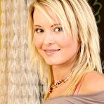 First pic of Simi's Gallery - Young Heaven