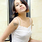 Third pic of Beauty-Angels.com - Sweet brunette teen pleasing her pussy in the tub