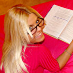 First pic of TeenGFs.com