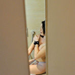 First pic of Zara in pantyhose gets wet