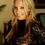 First pic of Lauren loses her top