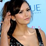 Third pic of Nina Dobrev sexy cleavage at Teen Choice Awards 2013
