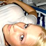 Third pic of Sexting18 - Amateur Sexting Pictures and Self Shot Videos | Mirror Girlfriends!