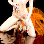 Second pic of HELEN E  BY RYLSKY - AGREEMENT - ORIG. PHOTOS AT 3000 PIXELS - &copy; 2006 MET-ART.COM