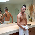 First pic of Next Door Hookups Pictures