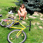 Fourth pic of Little Caprice