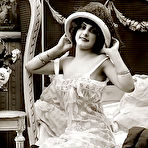 Second pic of Vintage Cuties - vintage historic hardcore antique sex retro erotica