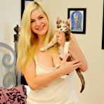 First pic of Danielle FTV Playing Chess Naked
