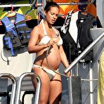 Second pic of  Alicia Keys fully naked at CelebsOnly.com! 