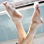 Third pic of clubnylon.com Free Sample Pictures