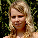 Second pic of ATK Hairy Presents Free Thumbnailed Gallery