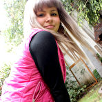First pic of Sammy18-Horny petite teen looking for some fun!