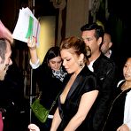 First pic of LeAnn Rimes nipple slip paparazzi shots