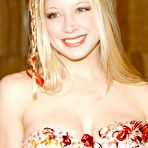 Second pic of Courtney Peldon - CelebSkin.net