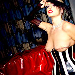 Fourth pic of RubberDollies.com